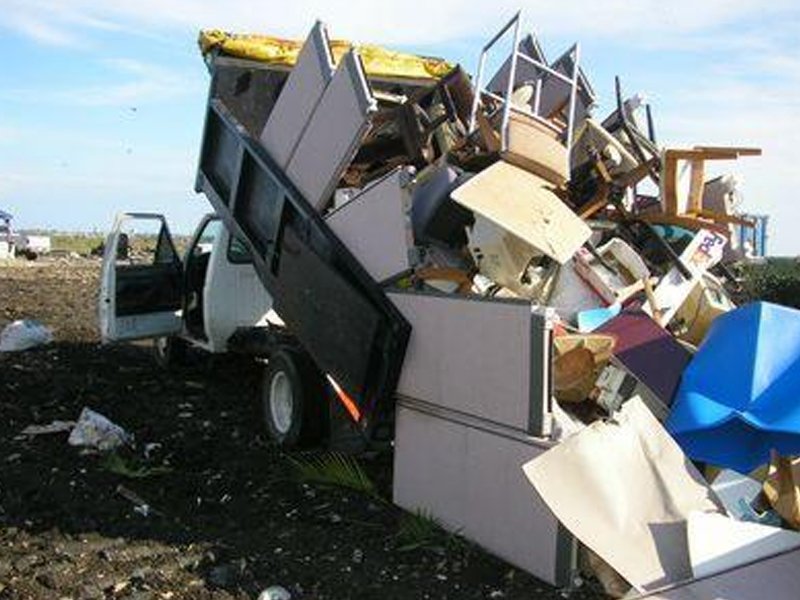 Junk-Removal-Service